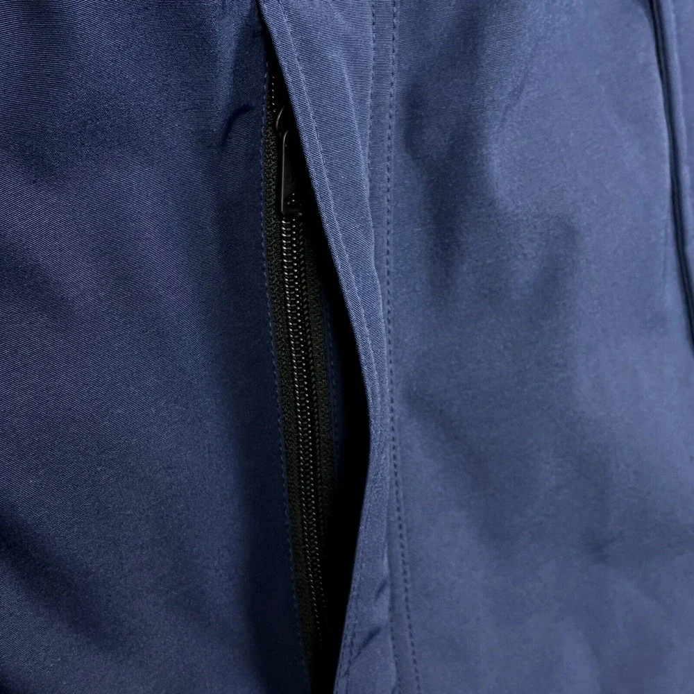 Levi's Men's Fleece Lined Shell Jacket Size M Blue‎ Black Hooded Water Resistant